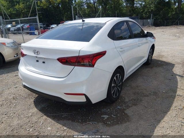 2021 HYUNDAI ACCENT SE 4