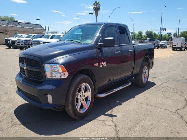 2017 RAM 1500 EXPRESS 4X2 6'4 BOX 2
