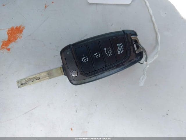 2020 HYUNDAI ACCENT SE 11