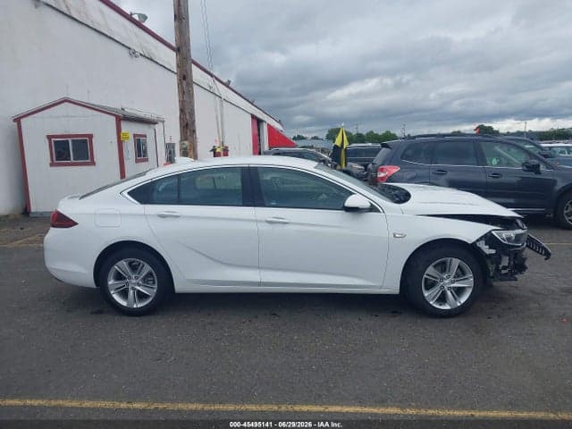 2018 BUICK REGAL SPORTBACK PREFERRED 14