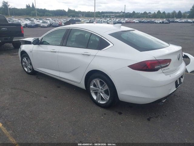 2018 BUICK REGAL SPORTBACK PREFERRED 3