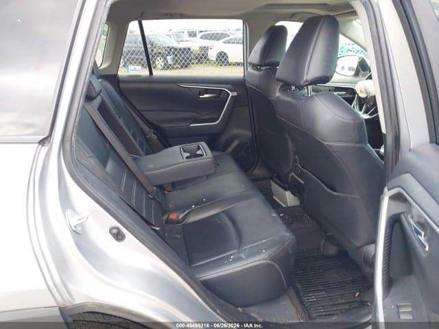 2019 TOYOTA RAV4 XLE PREMIUM 8