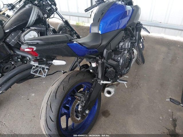 2025 YAMAHA MTN690 4