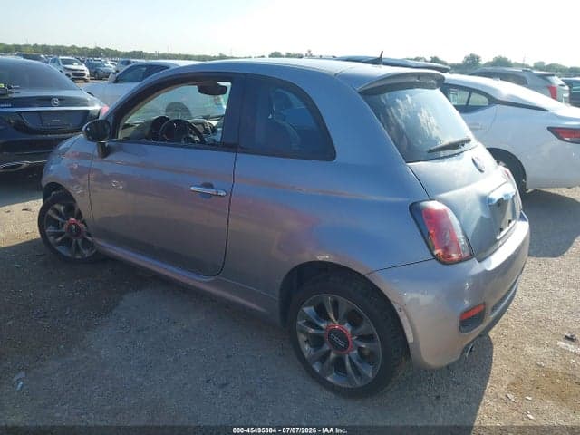 2017 FIAT 500 POP 3
