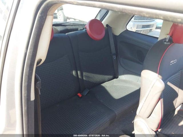 2017 FIAT 500 POP 8