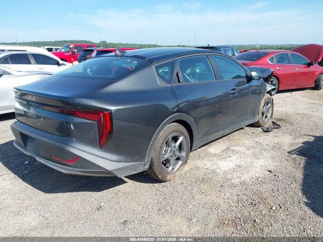2026 KIA K4 LXS 4