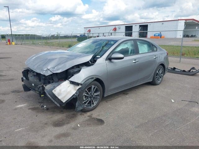 2023 KIA FORTE LXS 2