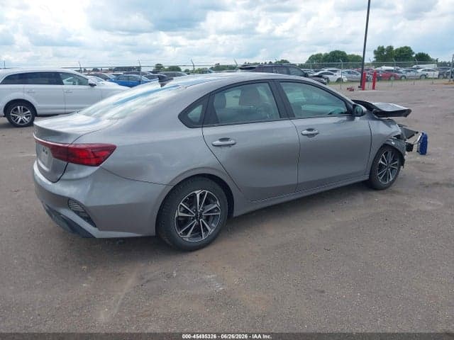 2023 KIA FORTE LXS 4