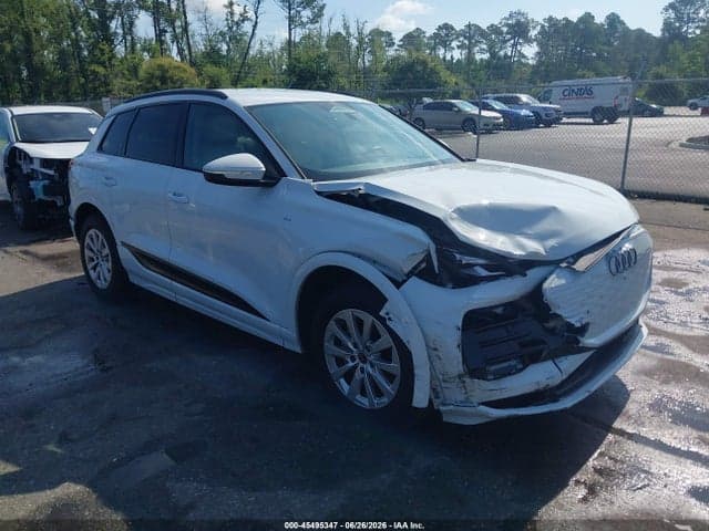 2025 AUDI Q6 E-TRON PREMIUM 1