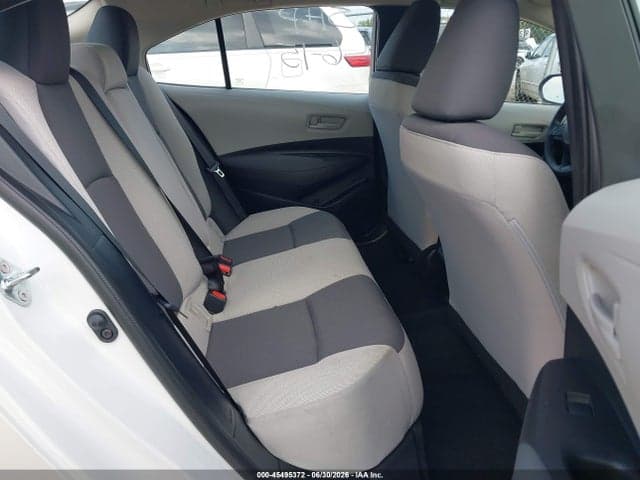 2026 TOYOTA COROLLA LE 8