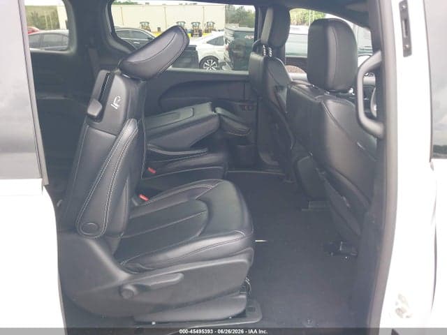 2025 CHRYSLER PACIFICA HYBRID SELECT 8
