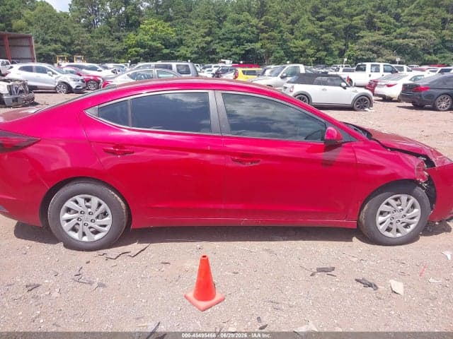 2019 HYUNDAI ELANTRA SE 13