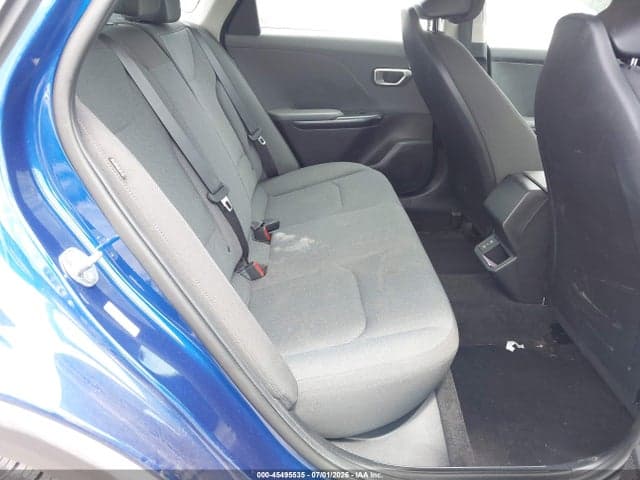 2025 KIA K4 LXS 8