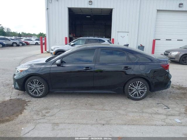 2022 KIA FORTE GT-LINE 15