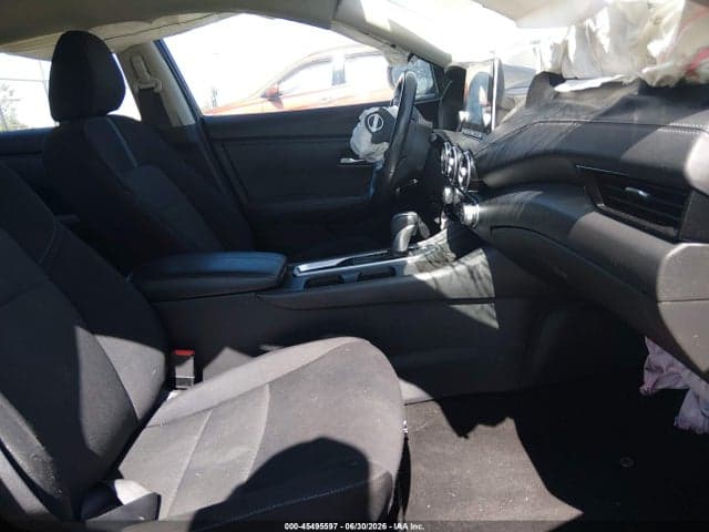 2024 NISSAN SENTRA SV XTRONIC CVT 5