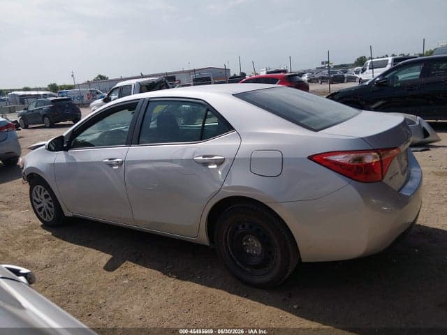 2017 TOYOTA COROLLA LE 15