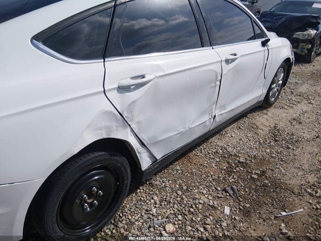 2016 FORD FUSION S 6