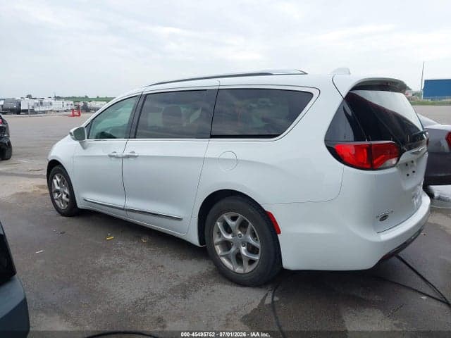 2018 CHRYSLER PACIFICA LIMITED 15