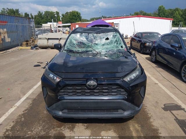2020 TOYOTA RAV4 LE 6