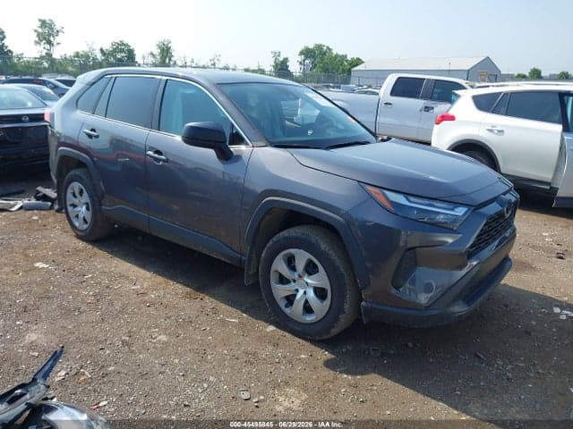 2023 TOYOTA RAV4 LE 1