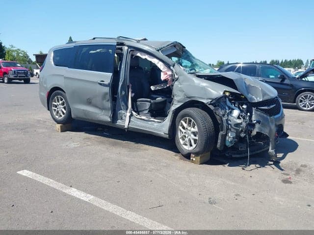 2022 CHRYSLER PACIFICA TOURING L 1
