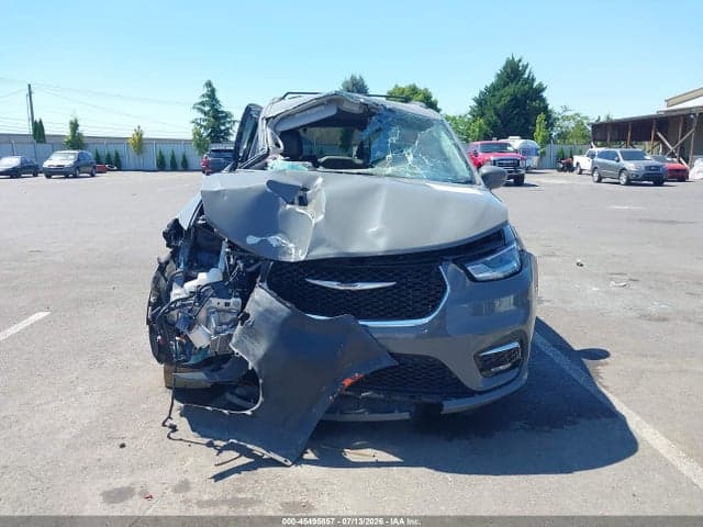 2022 CHRYSLER PACIFICA TOURING L 13