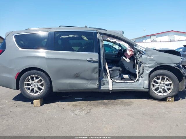 2022 CHRYSLER PACIFICA TOURING L 19