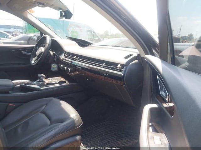 2017 AUDI Q7 3.0T PREMIUM 5