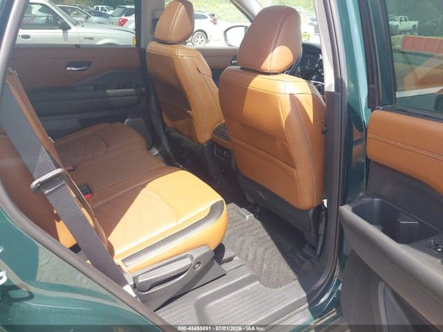 2024 NISSAN PATHFINDER PLATINUM 4WD 8