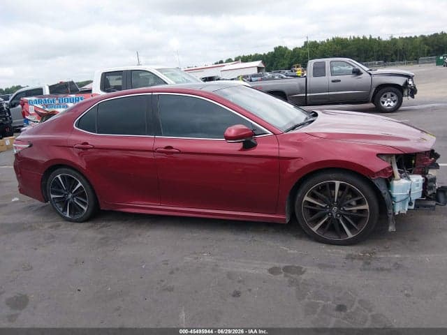 2018 TOYOTA CAMRY XSE 14