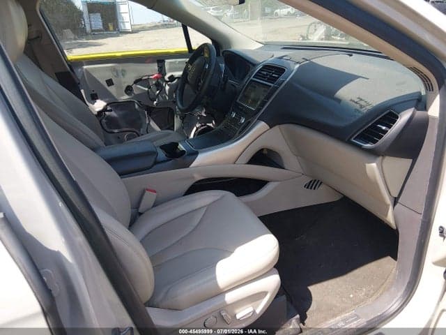 2019 LINCOLN NAUTILUS STANDARD 5