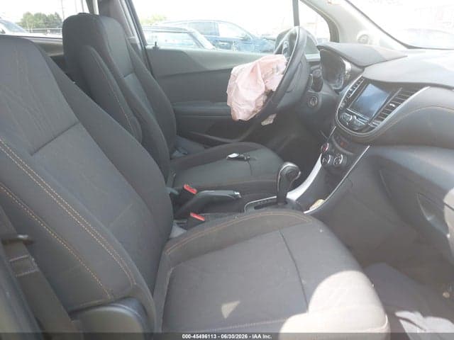 2020 CHEVROLET TRAX FWD LT 5