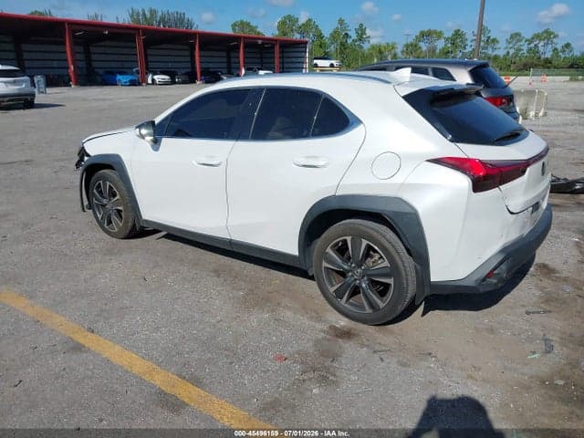 2021 LEXUS UX 200 3
