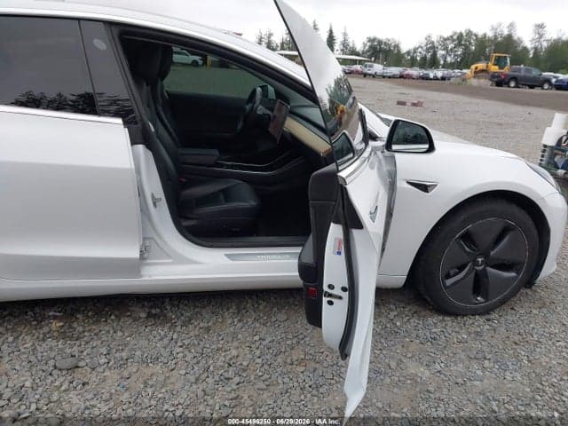 2018 TESLA MODEL 3 LONG RANGE/PERFORMANCE 5