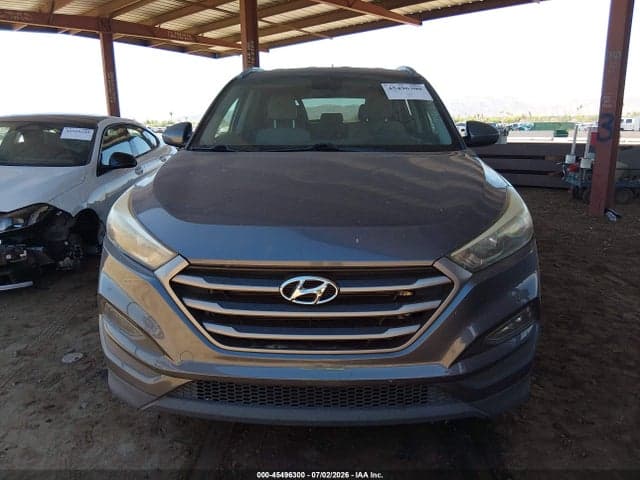 2016 HYUNDAI TUCSON SE 12