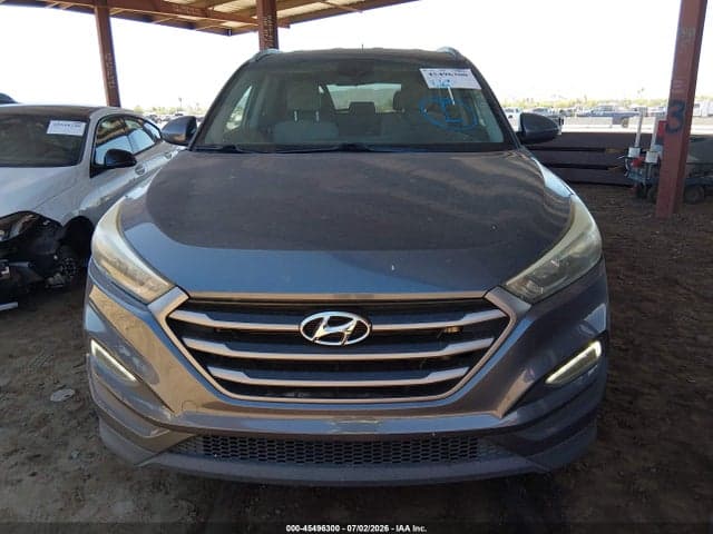 2016 HYUNDAI TUCSON SE 6