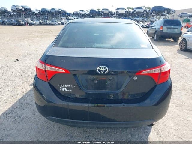 2018 TOYOTA COROLLA L 16