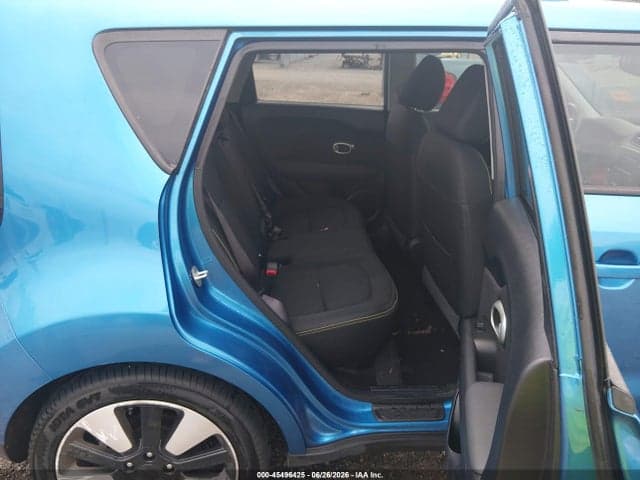 2016 KIA SOUL + 8