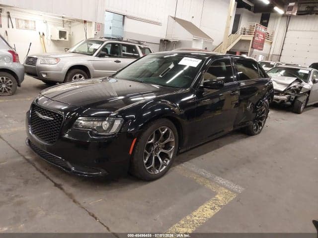 2018 CHRYSLER 300 TOURING 2