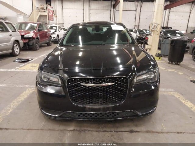 2018 CHRYSLER 300 TOURING 11