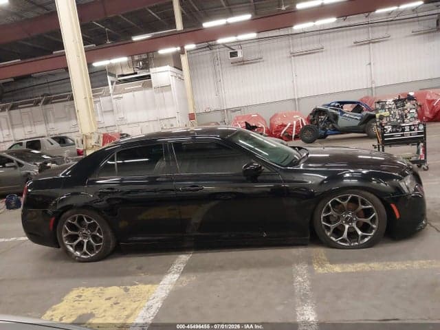 2018 CHRYSLER 300 TOURING 12