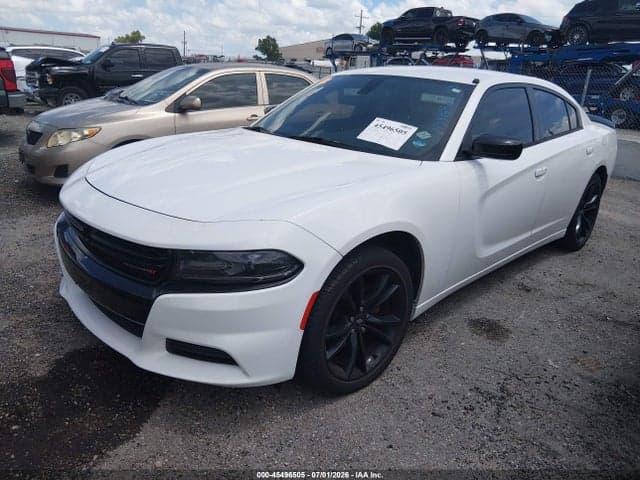 2018 DODGE CHARGER SXT RWD 2