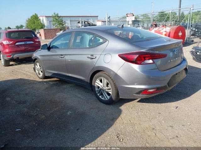 2020 HYUNDAI ELANTRA SEL 3