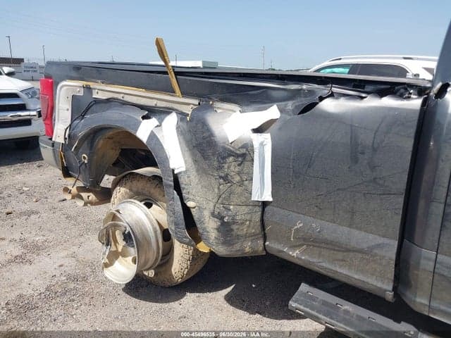 2020 FORD F-350 LARIAT 12