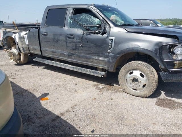 2020 FORD F-350 LARIAT 15