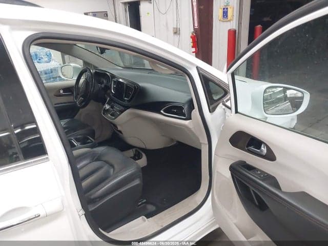 2017 CHRYSLER PACIFICA TOURING-L 5