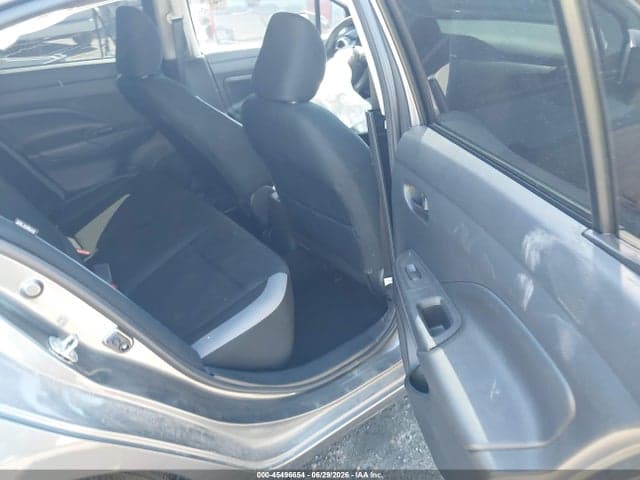 2025 NISSAN VERSA 1.6 S 8