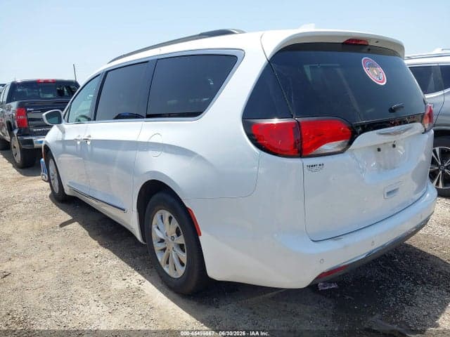 2017 CHRYSLER PACIFICA TOURING-L 3