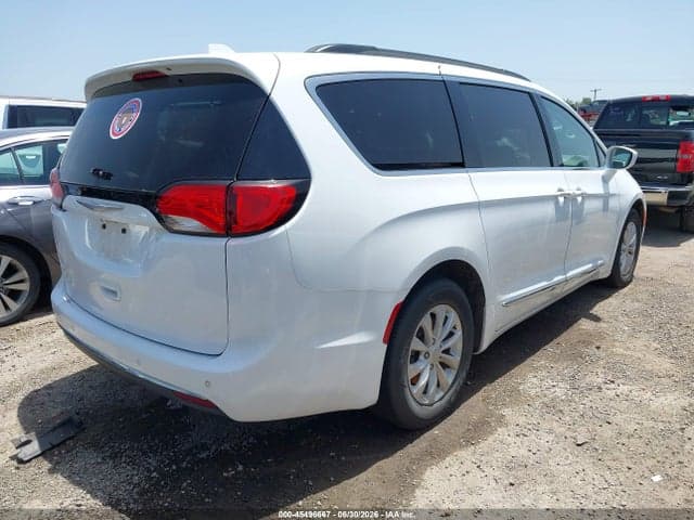 2017 CHRYSLER PACIFICA TOURING-L 4