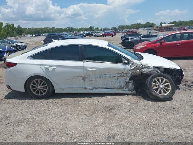 2018 HYUNDAI SONATA SE 13